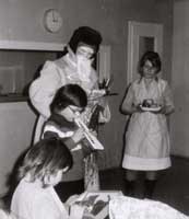 im VEB Polsterfedernwerk, Jahr unbekannt, ca. 15:00 Uhr